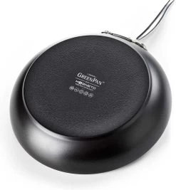 GreenPan Barcelona Infinity Pro Koekenpannenset - 3-delig - Zwart - Inductie - PFAS-vrij 23 GreenPan Barcelona Infinity Pro Koekenpannenset - 3-delig - Zwart - Inductie - PFAS-vrij -Woonkeuken Winkel 1109x1200 4