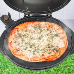 KitchenBrothers Elektrische BBQ - Met Grillplaat - Anti-aanbaklaag - Incl. Plank/Houders - Grilloppervlak 46,5x33,8cm - Tot 300°C - 2400W - Zwart -Woonkeuken Winkel 1200x1200 1075