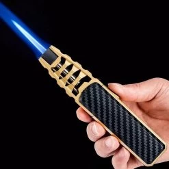 Merkloos Turbo Jetflame Aansteker - Gasbrander - Vuurwerk Torch - Crème Brûlée Brander - BBQ En Sigaren Aansteker - Windproof - Carbon Met Goudkleurige Metalen Behuizing -Woonkeuken Winkel 1200x1200 1181