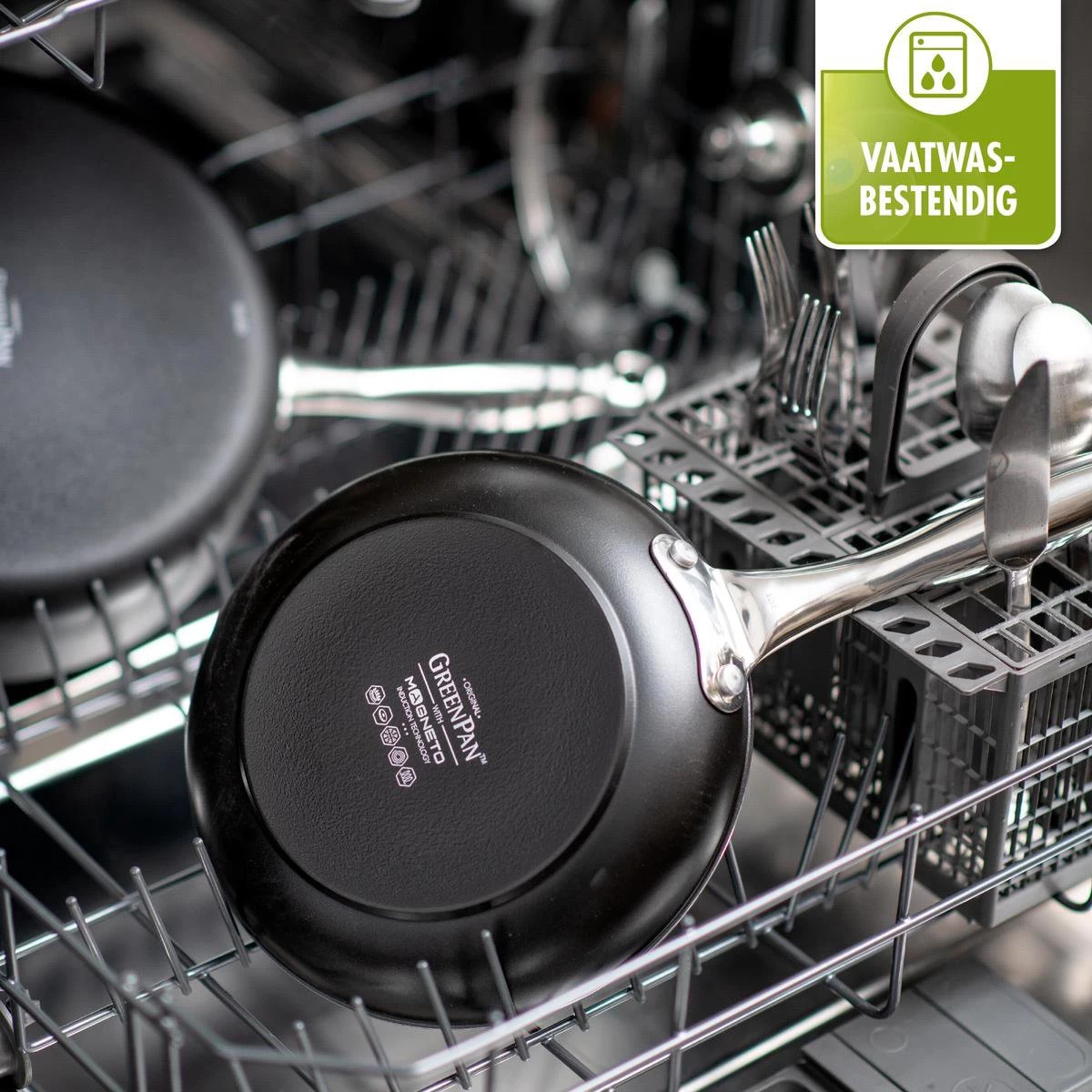 GreenPan Brussels Koekenpan 20cm - Zwart - Inductie - PFAS-vrij 8 GreenPan Brussels Koekenpan 20cm - Zwart - Inductie - PFAS-vrij - Afbeelding 6