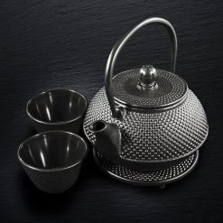 SakuraTea - Theepot Set - 4-delig - Gietijzer - Zwart - 0.8L - 2 Kopjes (100ml) -Woonkeuken Winkel 1200x1200 693