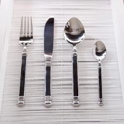 Riviera Maison Bestekset Zilver - Bon Appétit Cutlery - Set Van 4 Stuks 12 Riviera Maison Bestekset Zilver - Bon Appétit Cutlery - Set Van 4 Stuks -Woonkeuken Winkel 1200x1200 814
