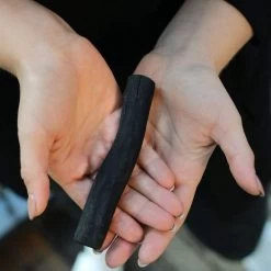 Black + Blum Binchotan Active Charcoal For Eau Good Water Bottles 4-pack -Woonkeuken Winkel 1200x1200 951