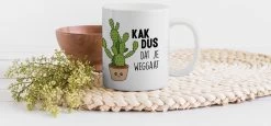 Mok - Koffiemok - Spreuken - Quote - 'Kak Dus Dat Je Weggaat' - Baan - Mokken - 350 ML - Beker - Koffiemokken - Theemok - Mok Met Tekst -Woonkeuken Winkel 1200x557 2