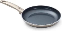 GreenPan Cambridge Koekenpan 24cm - Brons - Inductie - PFAS-vrij -Woonkeuken Winkel 1200x616