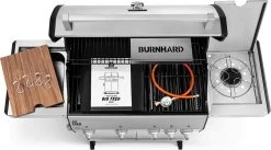 Burnhard Gas BBQ Big FRED Deluxe - 4 Branders - Incl. Keramische Infraroodbrander & Afdekhoes - Deluxe -Woonkeuken Winkel 1200x668