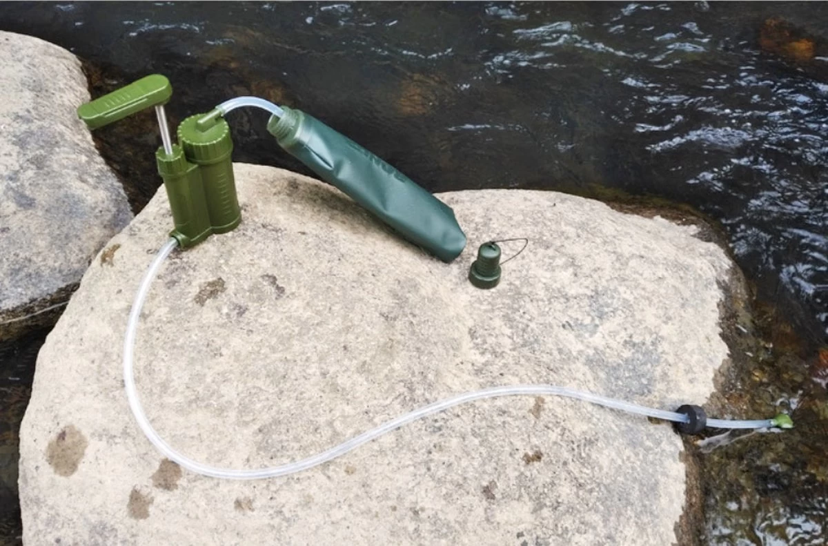 Luxe Water Filter Straw Incl. Waterzak - Complete Set - Waterfilter - Waterfles - Waterzuiveraar - Outdoor Life - Survival - BPA-vrij - Filtert 5000LL 11 Luxe Water Filter Straw Incl. Waterzak - Complete Set - Waterfilter - Waterfles - Waterzuiveraar - Outdoor Life - Survival - BPA-vrij - Filtert 5000LL - Afbeelding 10