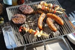 United Entertainment - Opvouwbare Houtskoolbarbecue - RVS - Met Koffer En Draagtas 16 United Entertainment - Opvouwbare Houtskoolbarbecue - RVS - Met Koffer En Draagtas -Woonkeuken Winkel 1200x800 158