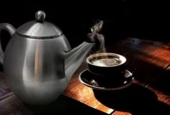 Vaja Valerie - Theepot Met Filter - Dubbelwandig - RVS - 1.2L -Woonkeuken Winkel 1200x817 3