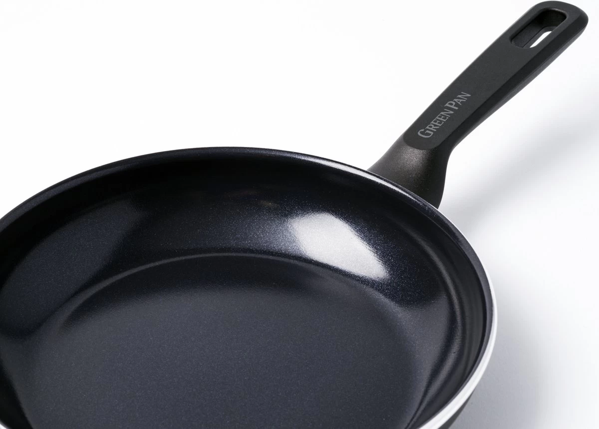 GreenPan Memphis Keramische Koekenpannenset - Ø24 + Ø28 Cm - PFAS-vrij 12 GreenPan Memphis Keramische Koekenpannenset - Ø24 + Ø28 Cm - PFAS-vrij - Afbeelding 10