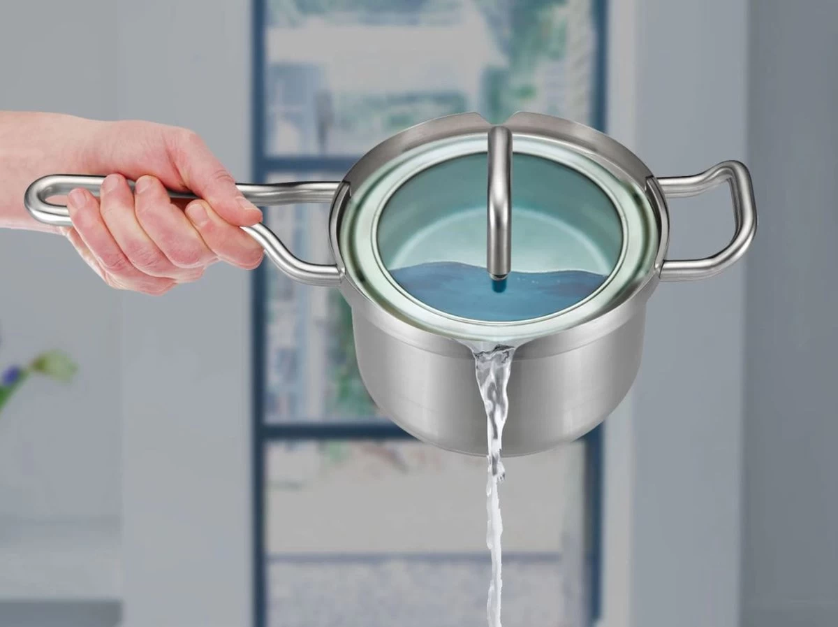 BK Q-linair Master Glas Pannenset - 5-delig - Glazen Deksel - Veilig Afgietsysteem - Inductie 20 BK Q-linair Master Glas Pannenset - 5-delig - Glazen Deksel - Veilig Afgietsysteem - Inductie - Afbeelding 18