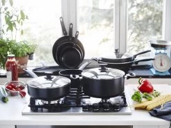 GreenPan Cambridge Hapjespan Met Deksel 24cm - Zwart - Inductie - PFAS-vrij -Woonkeuken Winkel 1200x899 13