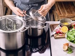 BK Q-linair Master Glas Pannenset - 5-delig - Glazen Deksel - Veilig Afgietsysteem - Inductie 34 BK Q-linair Master Glas Pannenset - 5-delig - Glazen Deksel - Veilig Afgietsysteem - Inductie -Woonkeuken Winkel 1200x900 17