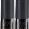 GOV Elektrische Peper- En Zoutmolen Zwart XL Set Oplaadbaar - Pepermolen - Peper En Zoutstel 2 GOV Elektrische Peper- En Zoutmolen Zwart XL Set Oplaadbaar - Pepermolen - Peper En Zoutstel -Woonkeuken Winkel 647x1200
