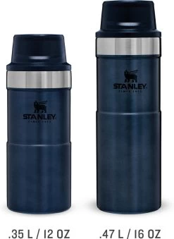 Stanley Trigger-Action Travel Mug 0.47L - Thermosfles - Nightfall -Woonkeuken Winkel 874x1200