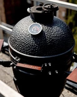 The Bastard Urban Medium - Kamado Barbecue - Kamado BBQ -Woonkeuken Winkel 960x1200 2